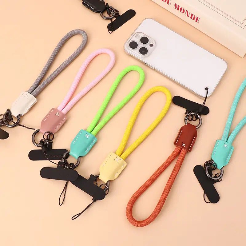 Dragonne Téléphone Tressée de 20 CM avec Porte cle anti perte De Couleur Noir