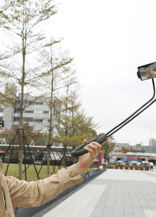 Selfie Stick Flexible and Rotating 360° /Smartphone Holder Black color