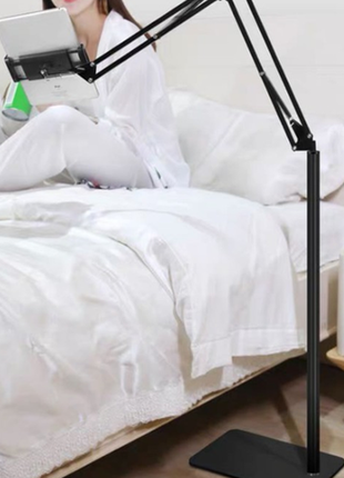 Support universel pour smartphone et tablette extensible 360 degrés (135 CM)